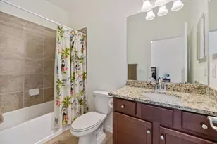 19393 Cruise Dr, Venice, FL 34292 - Photo 25