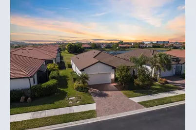 19393 Cruise Drive, Venice, FL 34292 - Photo 5