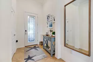 19393 Cruise Dr, Venice, FL 34292 - Photo 5