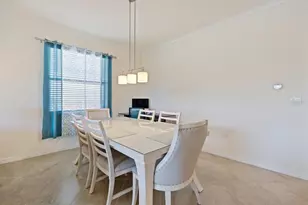 19393 Cruise Dr, Venice, FL 34292 - Photo 11