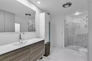 1306 S Lake Shore Dr, Sarasota, FL 34231 - Photo 25