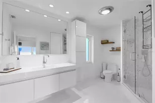 1306 S Lake Shore Dr, Sarasota, FL 34231 - Photo 29