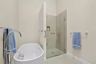 3459 Byron Ln, Longboat Key, FL 34228 - Photo 17