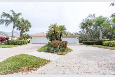 8876 Estepona Court, Sarasota, FL 34238 - Photo 53