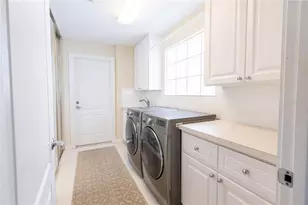 8876 Estepona Ct, Sarasota, FL 34238 - Photo 23