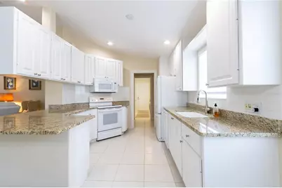 8876 Estepona Court, Sarasota, FL 34238 - Photo 9