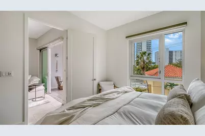 635 S Orange Avenue #301, Sarasota, FL 34236 - Photo 23