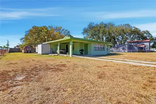 4906 9th St Ct E, Bradenton, FL 34203 - Photo 3