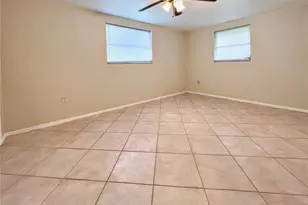 71 Stanford Rd, Venice, FL 34293 - Photo 7