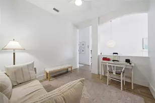 5230 Hyland Hills Ave, Sarasota, FL 34241 - Photo 7