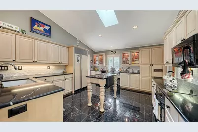 7421 Weeping Willow Boulevard, Sarasota, FL 34241 - Photo 21