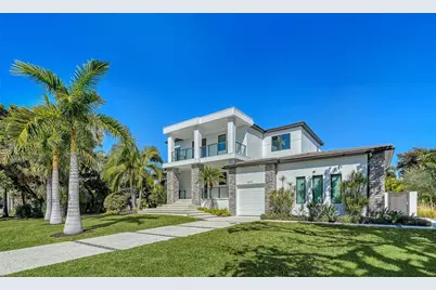 575 S Spoonbill Drive, Sarasota, FL 34236 - Photo 1