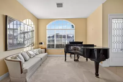 5510 E Longboat Boulevard, Tampa, FL 33615 - Photo 15