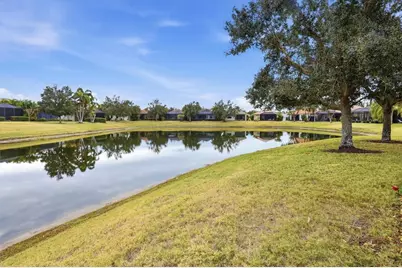7123 Westhill Court, Lakewood Ranch, FL 34202 - Photo 41