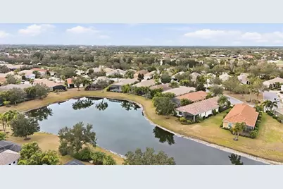 7123 Westhill Court, Lakewood Ranch, FL 34202 - Photo 45