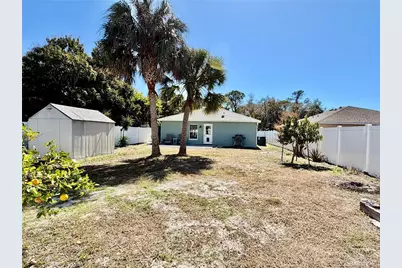 917 Winter Garden Drive, Sarasota, FL 34243 - Photo 41