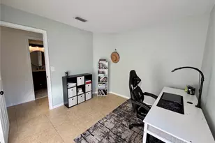 917 Winter Garden Dr, Sarasota, FL 34243 - Photo 21