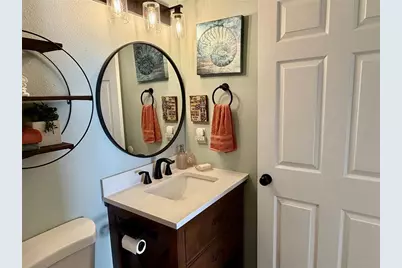 917 Winter Garden Drive, Sarasota, FL 34243 - Photo 19