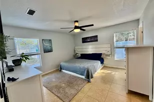 917 Winter Garden Dr, Sarasota, FL 34243 - Photo 25