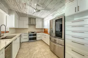 1507 Clower Creek Dr, Sarasota, FL 34231 - Photo 13