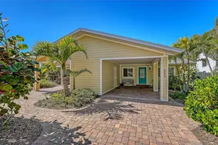 454 Palmetto Ct, Venice, FL 34285 - Photo 1