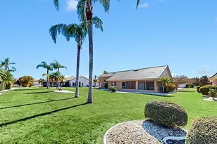 2212 Westminster Manor Ln, Sun City Center, FL 33573 - Photo 33