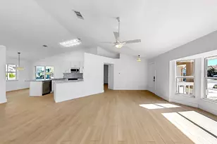 2212 Westminster Manor Ln, Sun City Center, FL 33573 - Photo 11