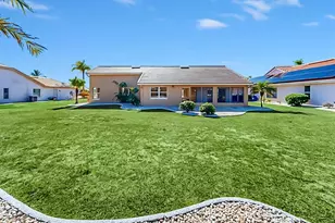 2212 Westminster Manor Ln, Sun City Center, FL 33573 - Photo 31