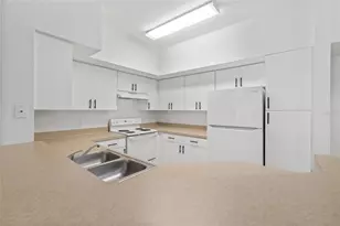 4170 Central Sarasota Pkwy, Sarasota, FL 34238 - Photo 9