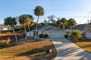 125 Spur Dr, Rotonda West, FL 33947 - Photo 3