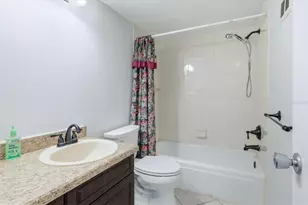 2280 Stickney Point Rd, Sarasota, FL 34231 - Photo 25