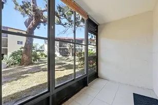 2280 Stickney Point Rd, Sarasota, FL 34231 - Photo 27