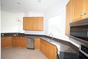 408 Triano Cir, Venice, FL 34292 - Photo 7