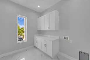 18702 Arapahoe Cir, Port Charlotte, FL 33948 - Photo 49