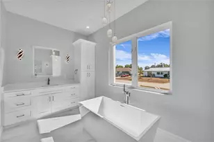 18702 Arapahoe Cir, Port Charlotte, FL 33948 - Photo 31