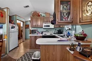 267 Big Pine Ave N, Frostproof, FL 33843 - Photo 7