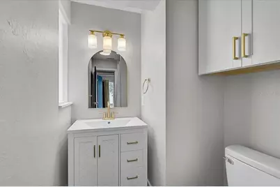 3133 Lake Ridge Drive, Sarasota, FL 34237 - Photo 25