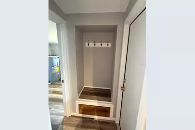 3133 Lake Ridge Drive, Sarasota, FL 34237 - Photo 17