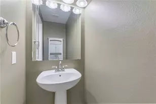 8614 Majestic Elm Ct, Lakewood Ranch, FL 34202 - Photo 19