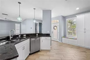 4911 50th Ave W, Bradenton, FL 34210 - Photo 7