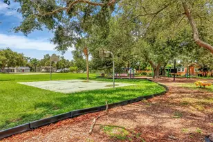 905 Myrtle Ave, Venice, FL 34285 - Photo 35