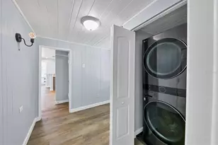 905 Myrtle Ave, Venice, FL 34285 - Photo 21