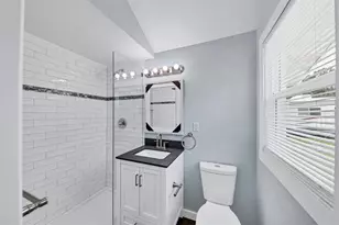 905 Myrtle Ave, Venice, FL 34285 - Photo 15