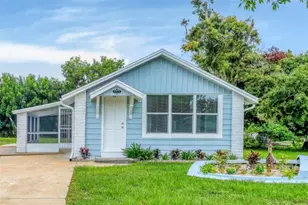 905 Myrtle Ave, Venice, FL 34285 - Photo 1