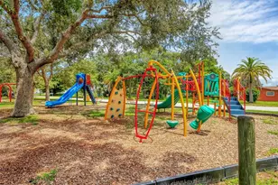 905 Myrtle Ave, Venice, FL 34285 - Photo 33