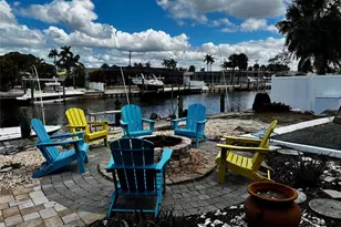 10004 Cortez Rd W, Bradenton, FL 34210 - Photo 5