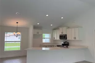 5600 Casanova Ave, North Port, FL 34291 - Photo 3