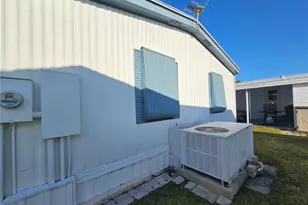 3309 Evelyn Dr, Ellenton, FL 34222 - Photo 47