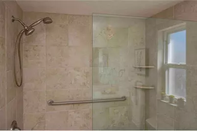 563 Spanish Drive S, Longboat Key, FL 34228 - Photo 17