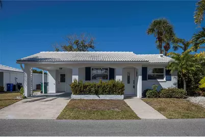 563 Spanish Drive S, Longboat Key, FL 34228 - Photo 1
